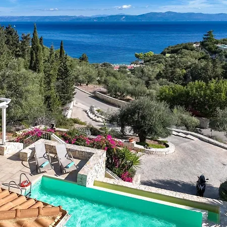 Apeiron By Paxosretreats * Ozias